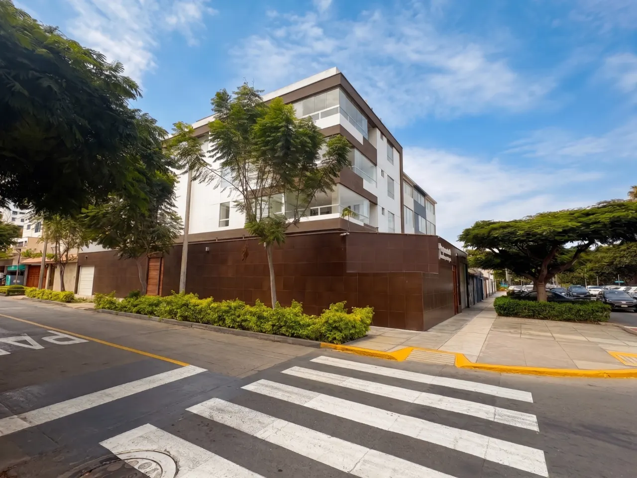 Fachada — Foto 1