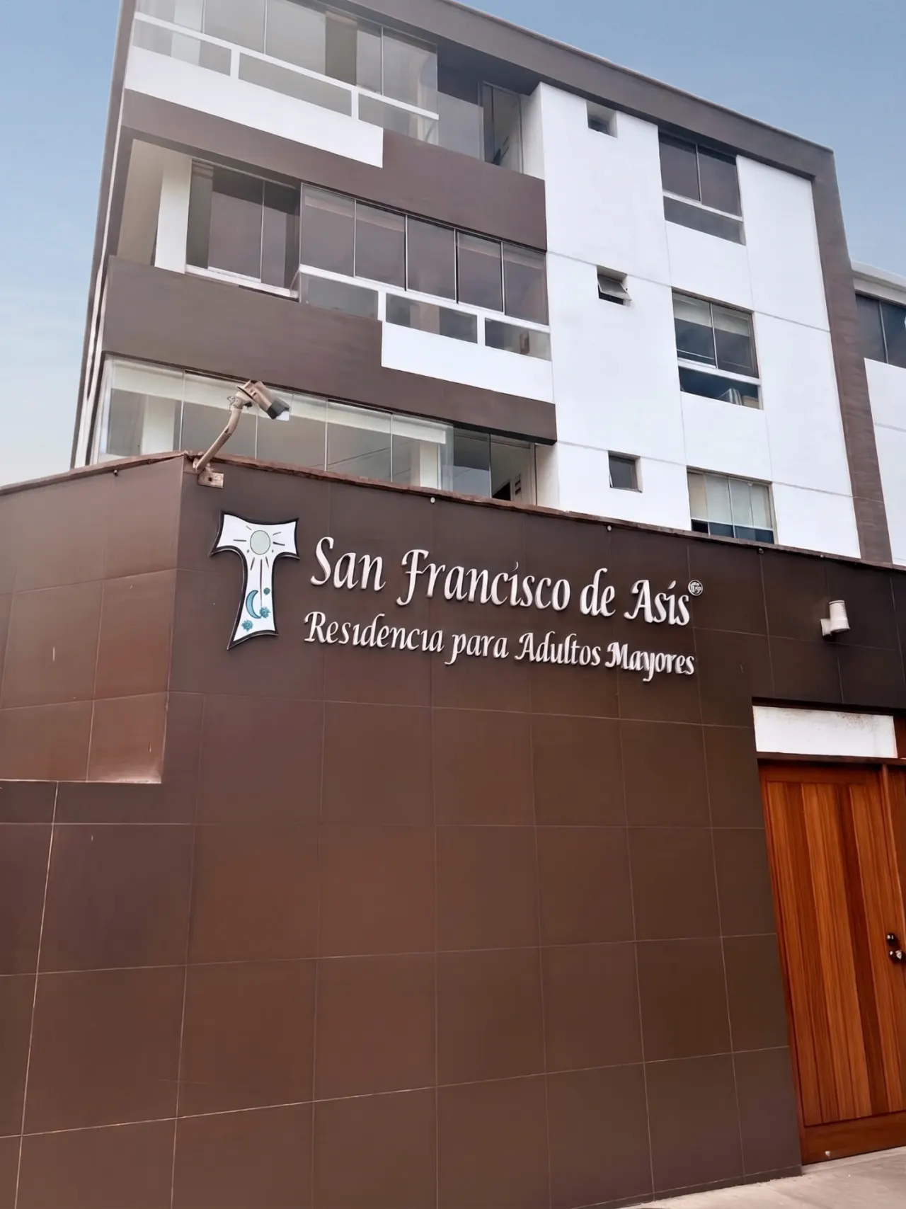 Fachada — Foto 3